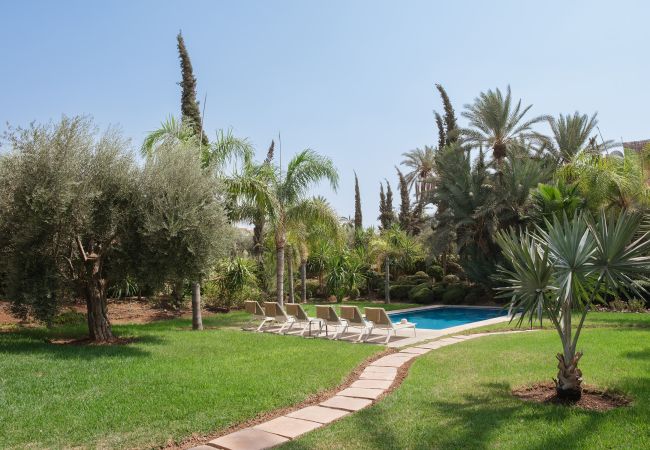 Villa in Marrakech Palmeraie - Yenmoz Villa in Marrakech Palmeraie - Yenmoz