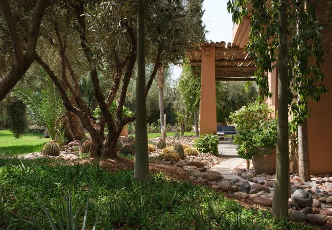 Villa in Marrakech Palmeraie - Yenmoz Villa in Marrakech Palmeraie - Yenmoz